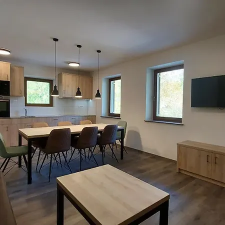 House Ukanc 87, Bohinjsko Jezero